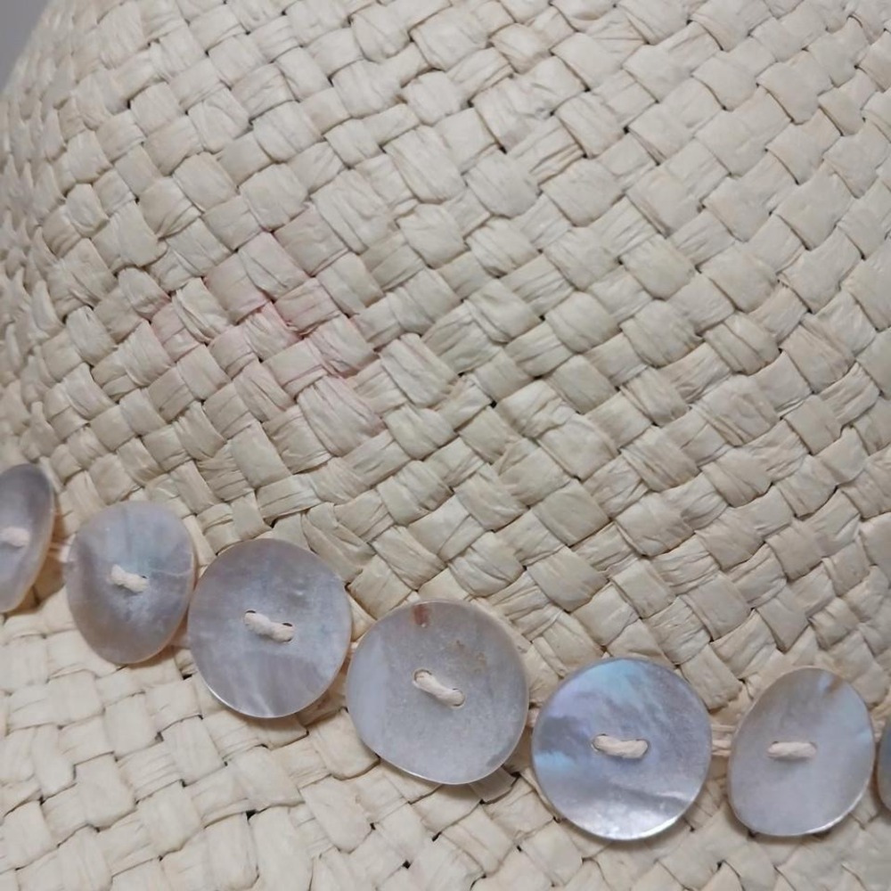 Vintage 90s cream straw sun hat with pearly button trim - Picture 2 of 4